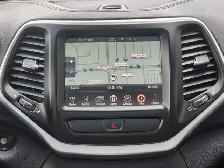 2016 Jeep Cherokee 4WD 4dr Trailhawk - Photo 21