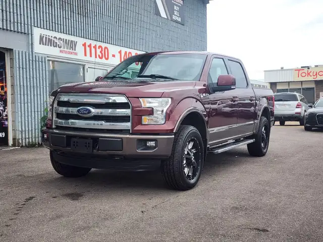 2015 Ford F-150 4WD SuperCrew 145' Lariat