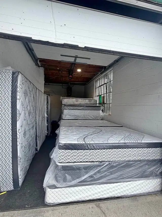 CHEAPEST | MATTRESS | AVAILABLE Urgent Clearance Sale On Mattres