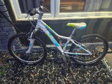 velo 24 pouce a vendre