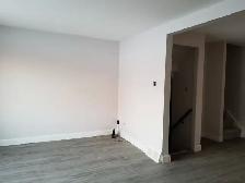 See it today! 3 bd 2bath East End Condo Townhouse - Photo 5