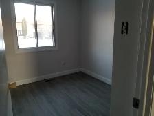 See it today! 3 bd 2bath East End Condo Townhouse - Photo 7