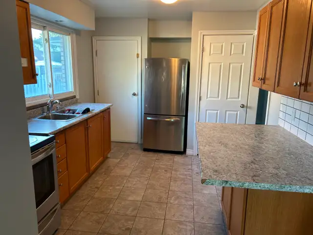 3 bedroom upper floor of bungalow, August 1, Hespeler area