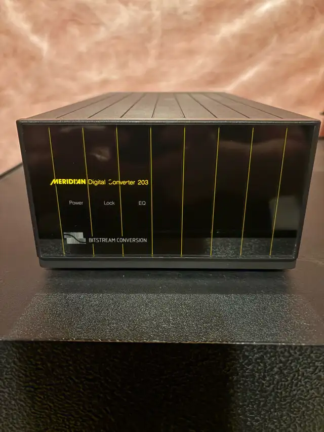 MERIDIAN DAC 203
