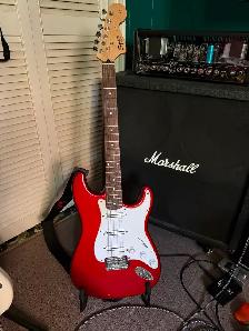 2 Fender Squire Strat