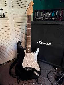 2 Fender Squire Strat - Photo 2