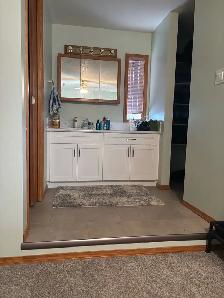 House for sale - 4 Beds 3 Baths - Photo 3