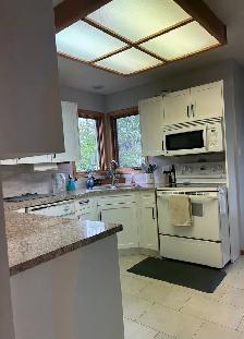 House for sale - 4 Beds 3 Baths - Photo 8