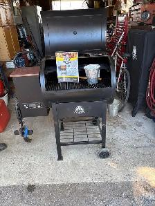 PIT BOSS SMOKER - Photo 2