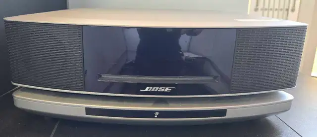 Bose Wave 4 with remote