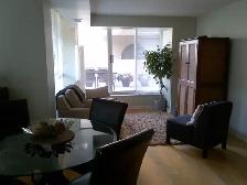 Bright and spacious 1 bdrm condo in Liberty Village/King West