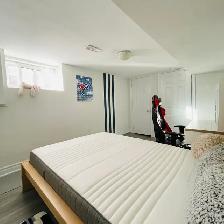 Basement RM 4 Rent - Lakeshore and Long Branch - Photo 2