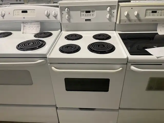 Cuisinière blanche 24'' ronds serpentins Frigidaire
