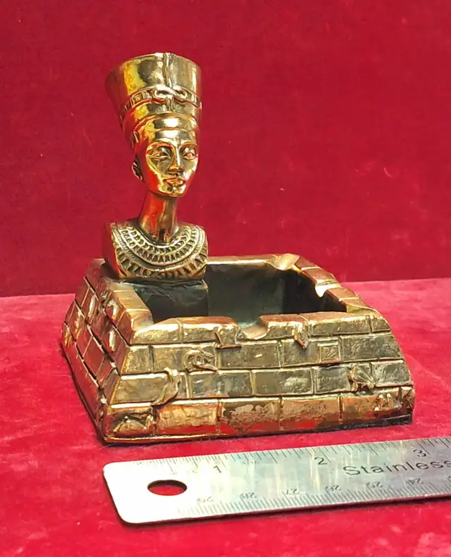 Ancient Egypt Pharaoh Ashtray