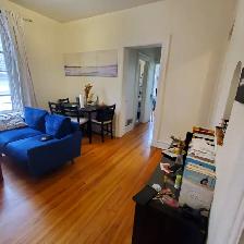 CENTRETOWN - 1 Bed with Den - August 1st     Across from Park - Photo 4
