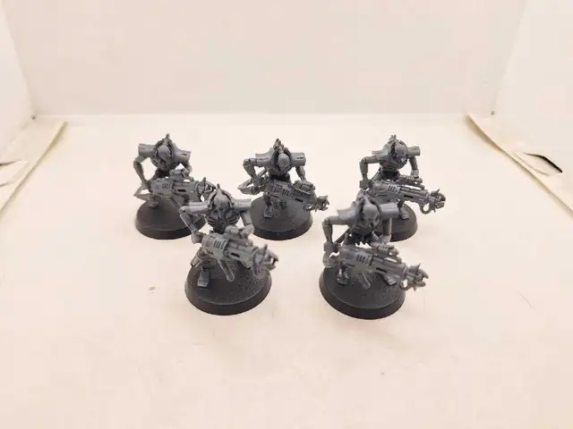 Warhammer 40k 5 Necron Imortals Unpainted