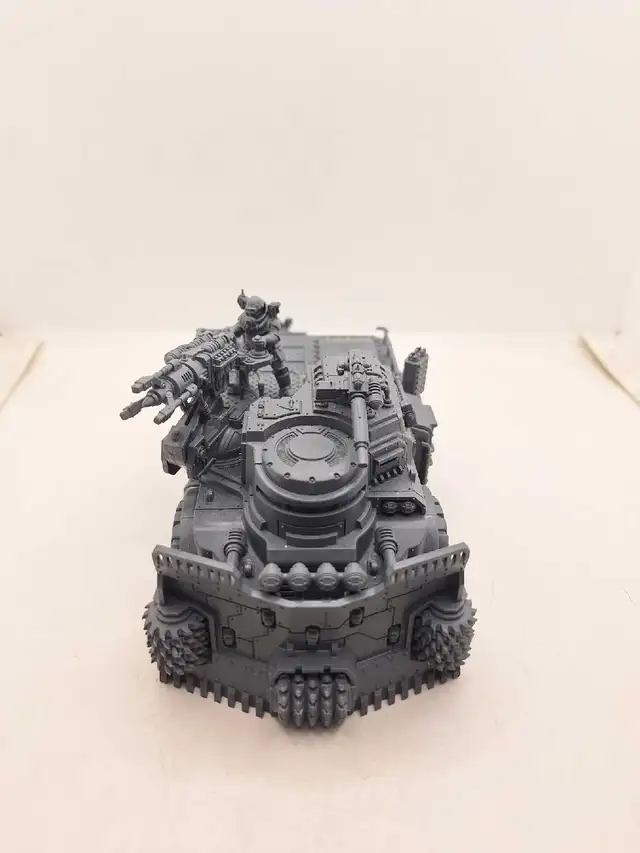 Warhammer 40k Genestealer Cults Rockgrinder Unpainted