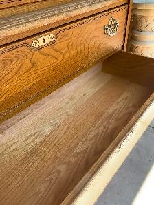 Antique solid oak Dresser - Photo 3