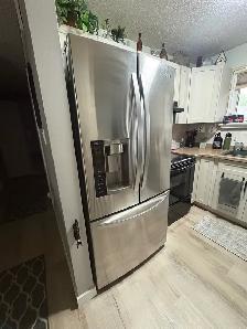 LG Stainless Fridge / Water & Ice Maker - Photo 3