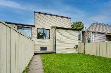 3 bedroom town house no condo fee$279000 - Photo 3