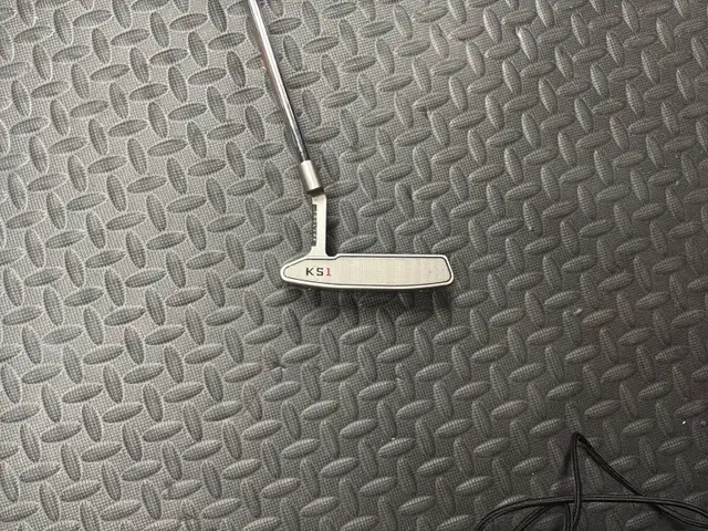Kirkland LH putter