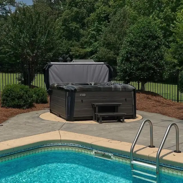 VEGA HOT TUB FOR SALE