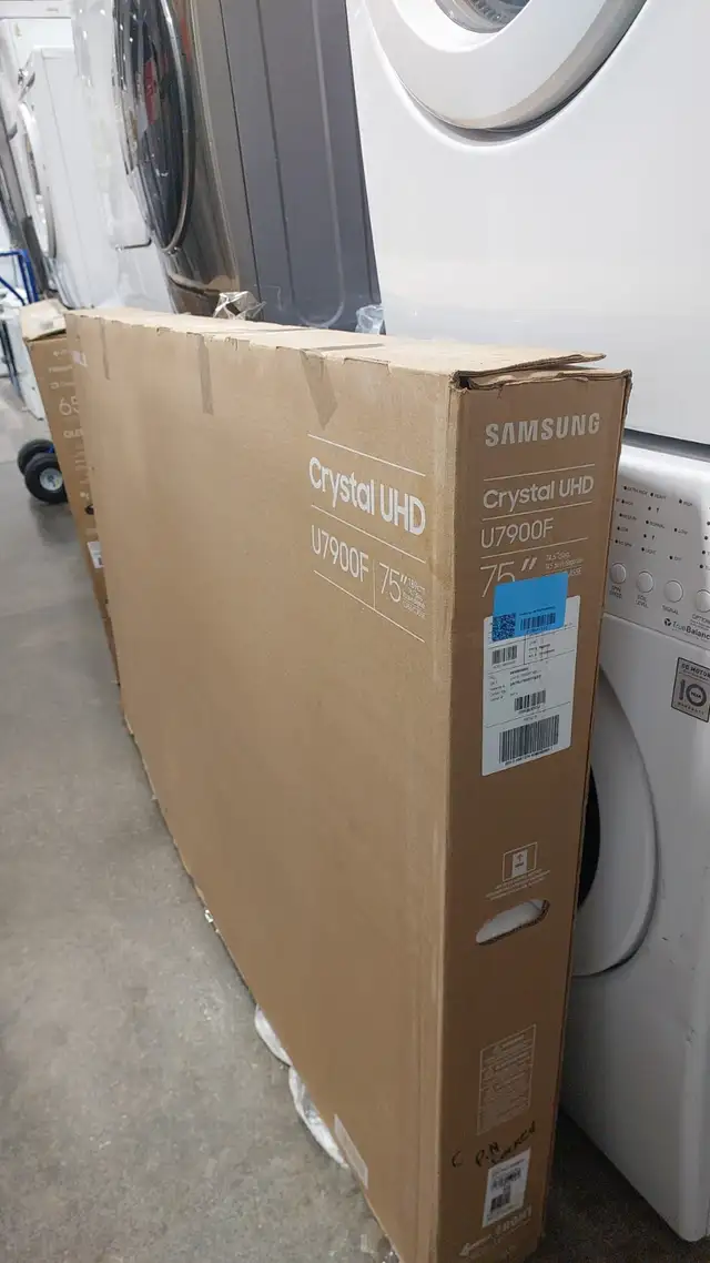 Canada Day Blowout | Samsung 75' U7900F Crystal UHD TV