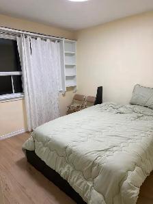 5 BR/2 BA Ground Floor House Unit - Perfect for Family/Students - Photo 2
