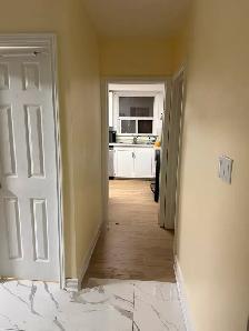 5 BR/2 BA Ground Floor House Unit - Perfect for Family/Students - Photo 3