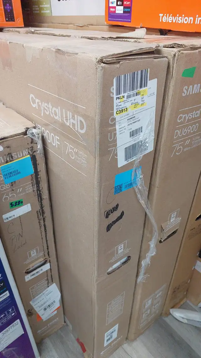 Samsung 75' Crystal UHD U7900F TV | Limited-Time Canada Day Sale