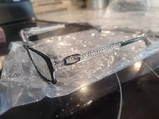 Guess Reading Glasses $60 - Photo 4