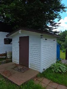 Roulotte saisonnière 27' sur terrain de camping - Photo 8
