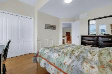 FURNISHED ROOM - Move-In Ready! - Photo 3