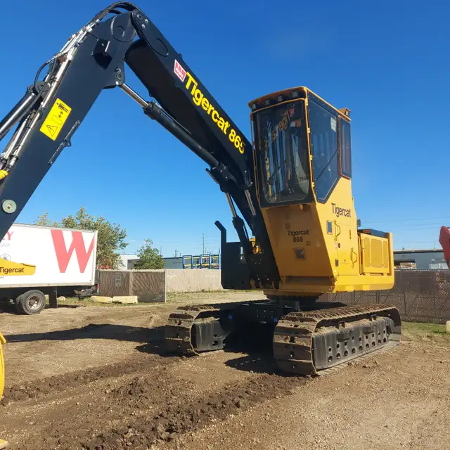 For Rent - Tigercat 865 Log Loader