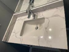 3 Beds 2 Baths Townhouse in Brampton - Photo 4