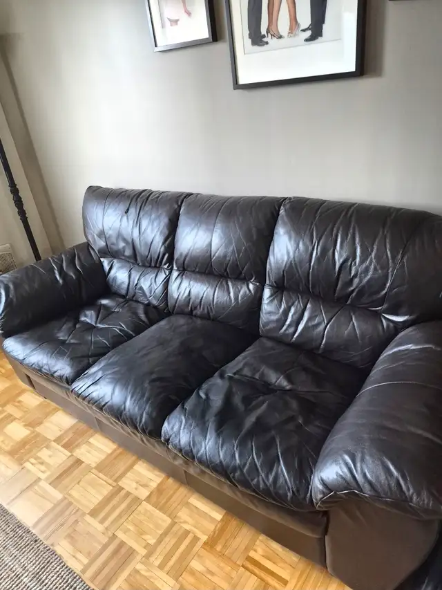 3 seater leather sofa