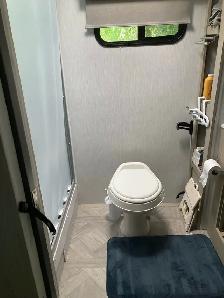2023 Salem - 26RBS - Travel Trailer - Photo 5
