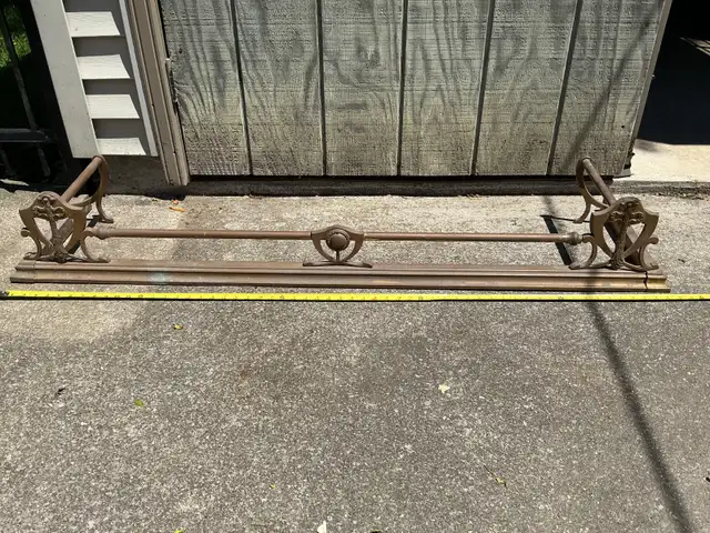 Antique Victorian Ornate Brass Fireplace Fender C !