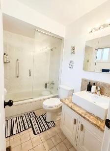 Private Room - Private washroom - for girl - Photo 8
