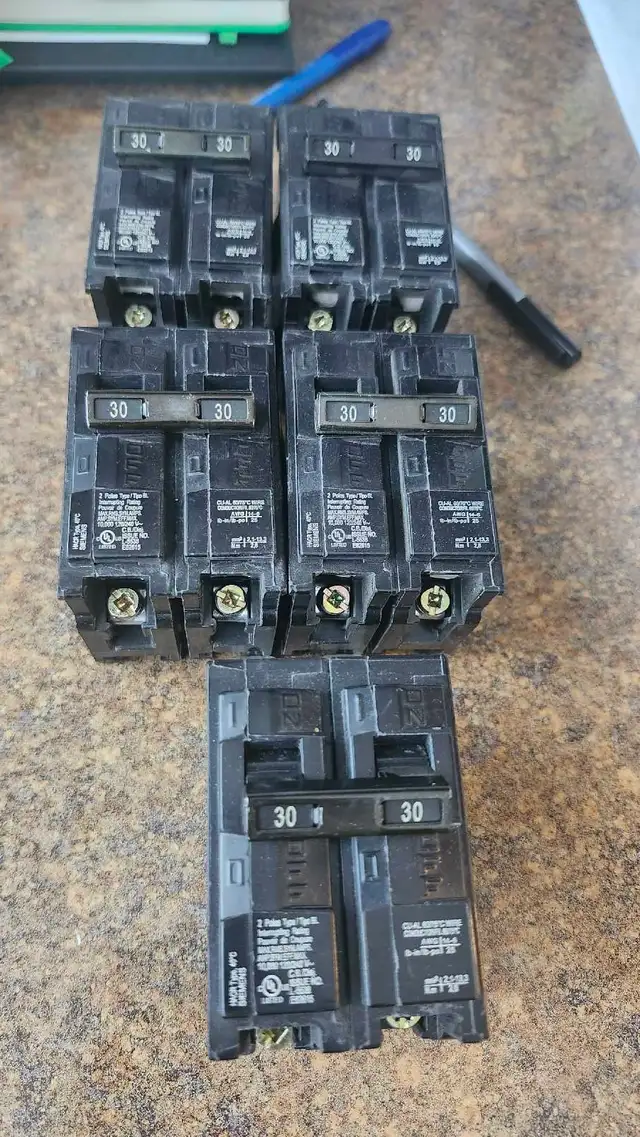 30 amp 2 pole siemens breakers