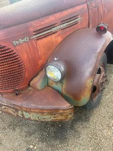 REO Speed Wagon 1947 - Photo 8