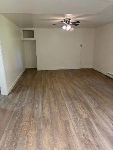 NEW LISTING 2 Bed All Inclusive $1800.00  Mid July or Aug 1-2026 - Photo 5