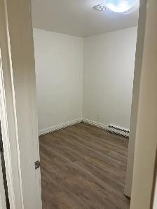 NEW LISTING 2 Bed All Inclusive $1800.00  Mid July or Aug 1-2026 - Photo 9