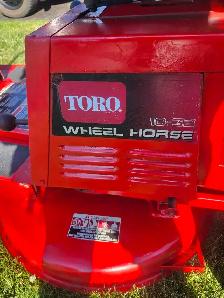 Toro lawn tractor - Photo 3