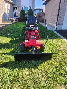 Toro lawn tractor - Photo 9