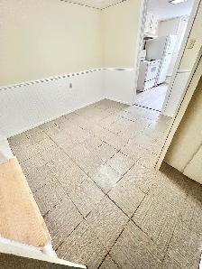 1 Bedroom Apartment Downtown (Open Now) - Dog & Cat Friendly - Photo 7