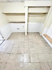 1 Bedroom Apartment Downtown (Open Now) - Dog & Cat Friendly - Photo 9