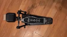 DW 2000 pedal