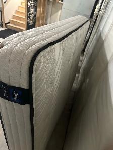 Sealy queen size mattress