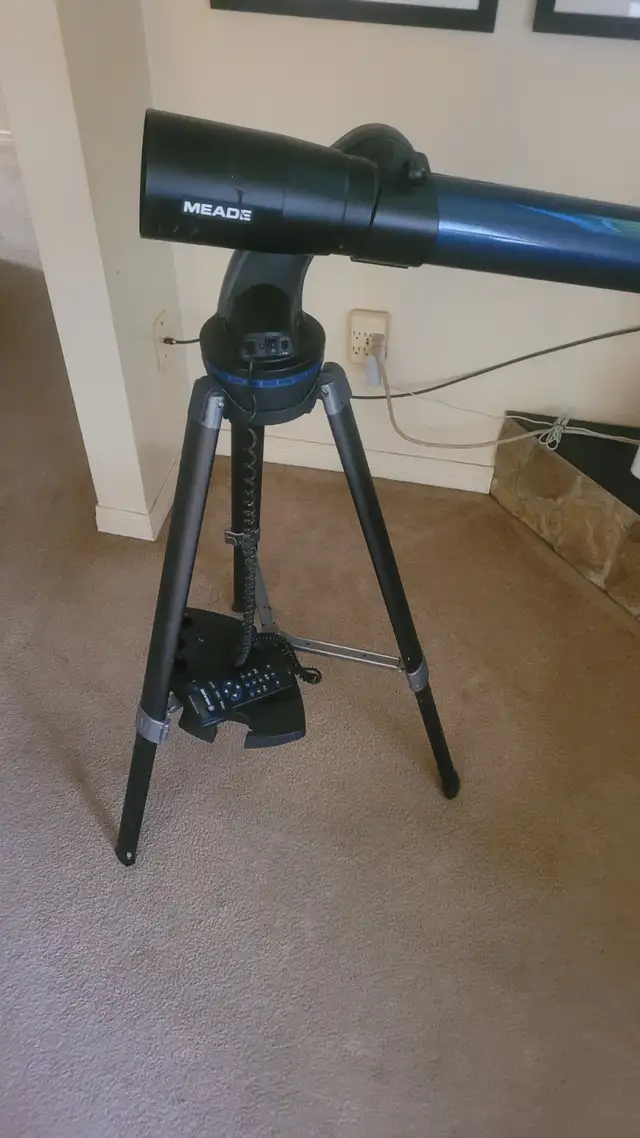 Meade Star Navigator telescope